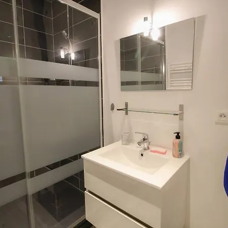 La Bd : Joli T2 Renove /wi-fi/centre-ville Angoulême